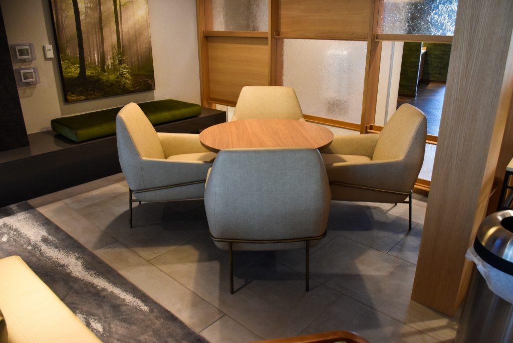 fairfield-inn-sitting-area